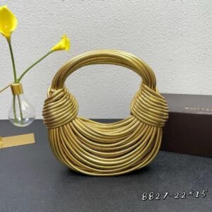 Design Rosa Silver PU Knotted Bag - Dubai Fashion LUX
